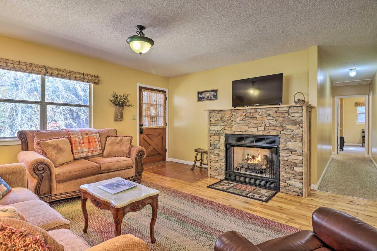 Creekside Retreat With Deck, 18 Miles To Wolf Ridge Villa Weaverville Exterior foto