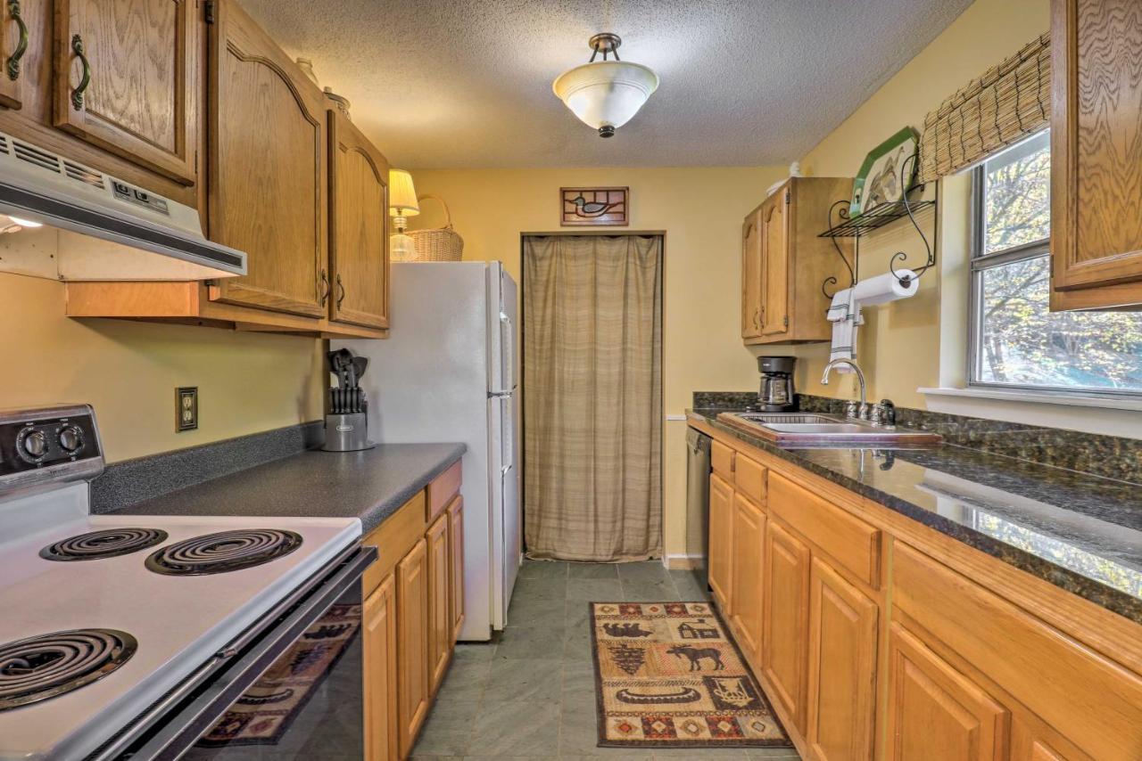 Creekside Retreat With Deck, 18 Miles To Wolf Ridge Villa Weaverville Exterior foto
