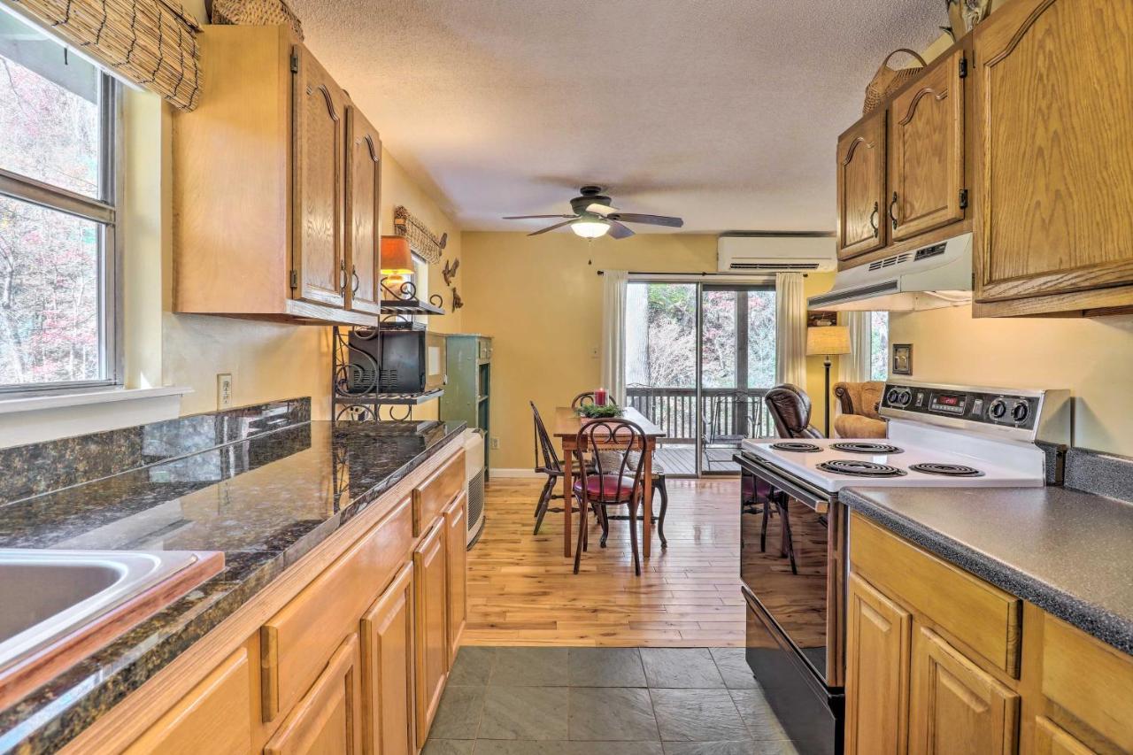 Creekside Retreat With Deck, 18 Miles To Wolf Ridge Villa Weaverville Exterior foto
